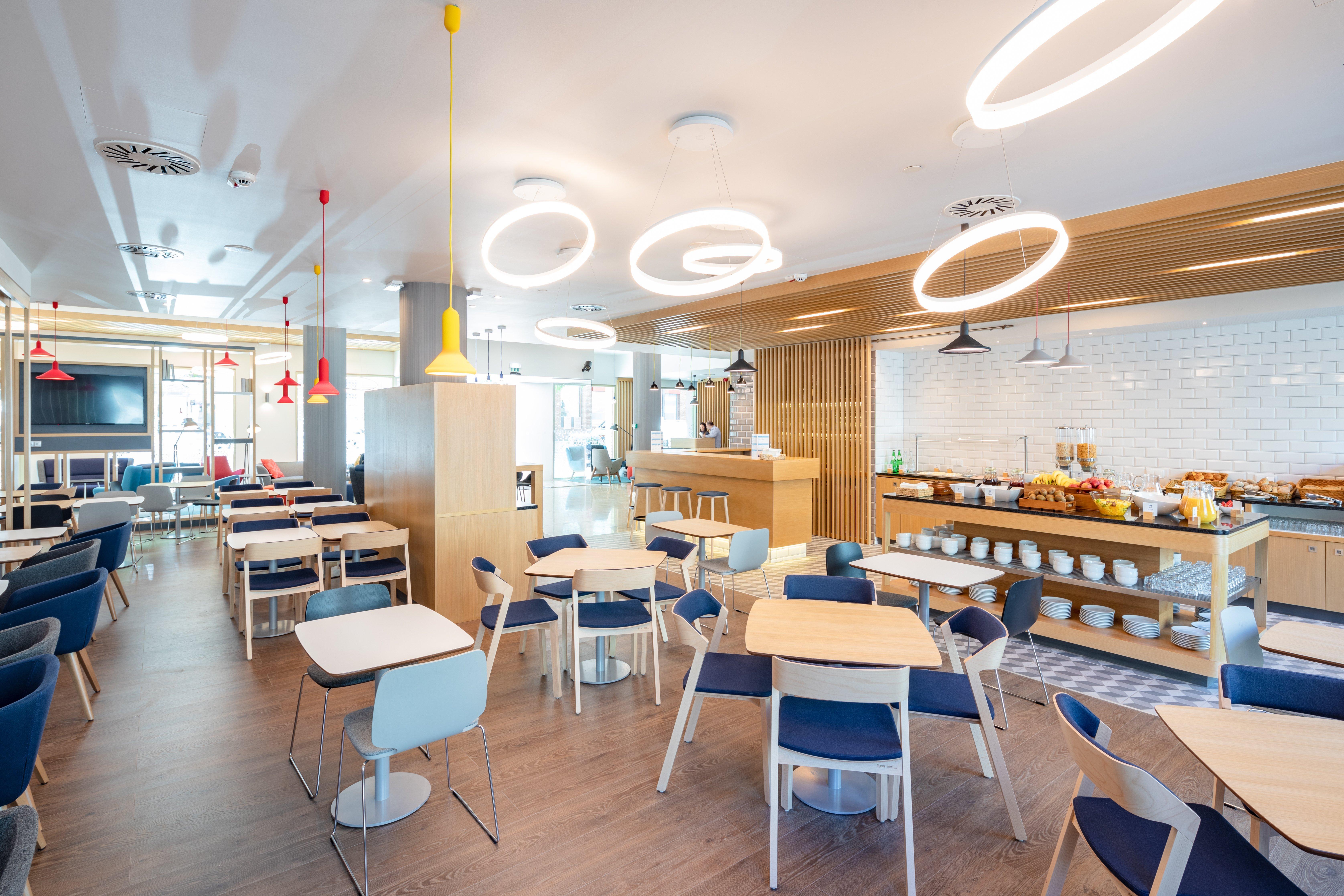 Express - - Plaza Saldanha By Ihg Hotel