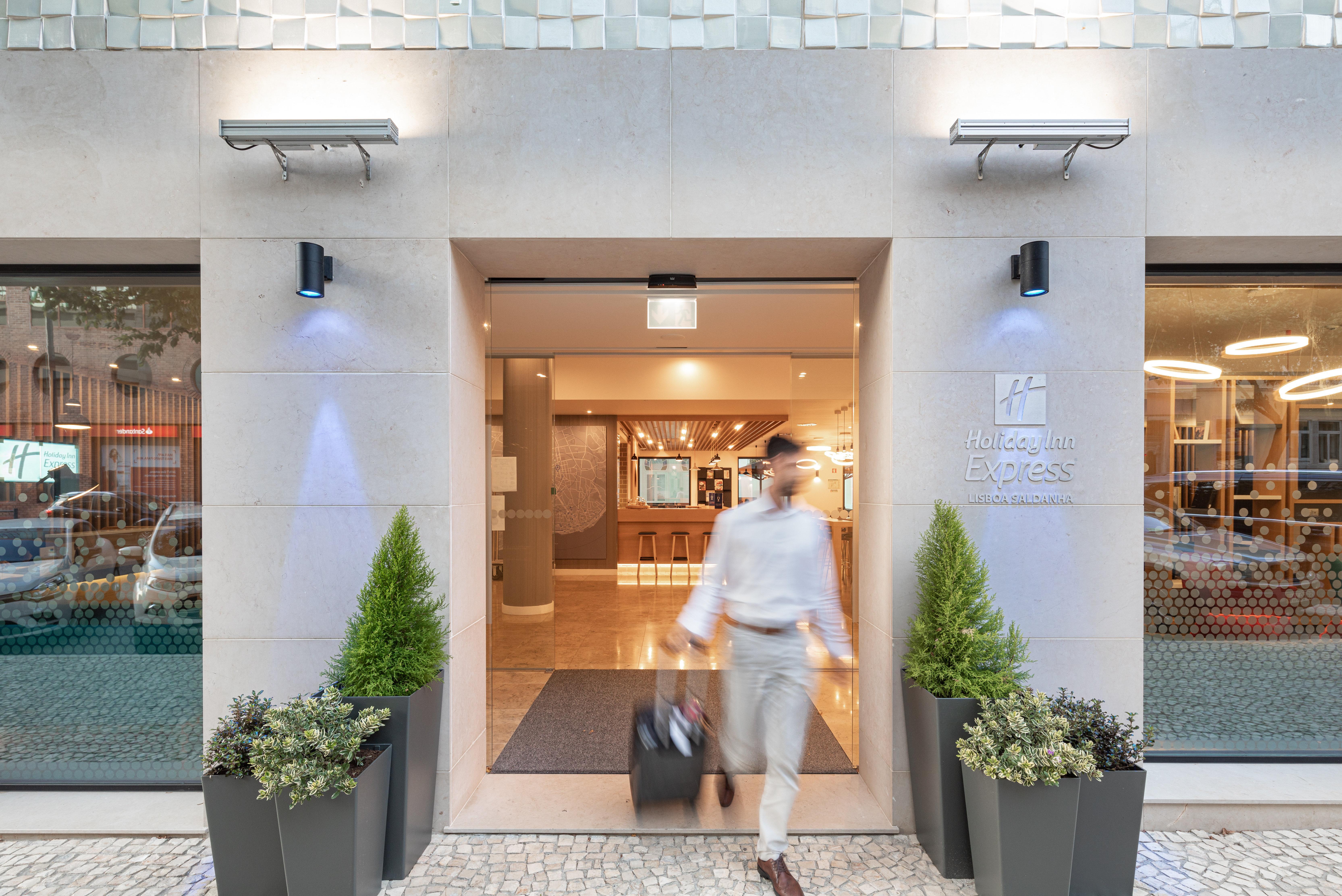 Express - - Plaza Saldanha By Ihg Hotel