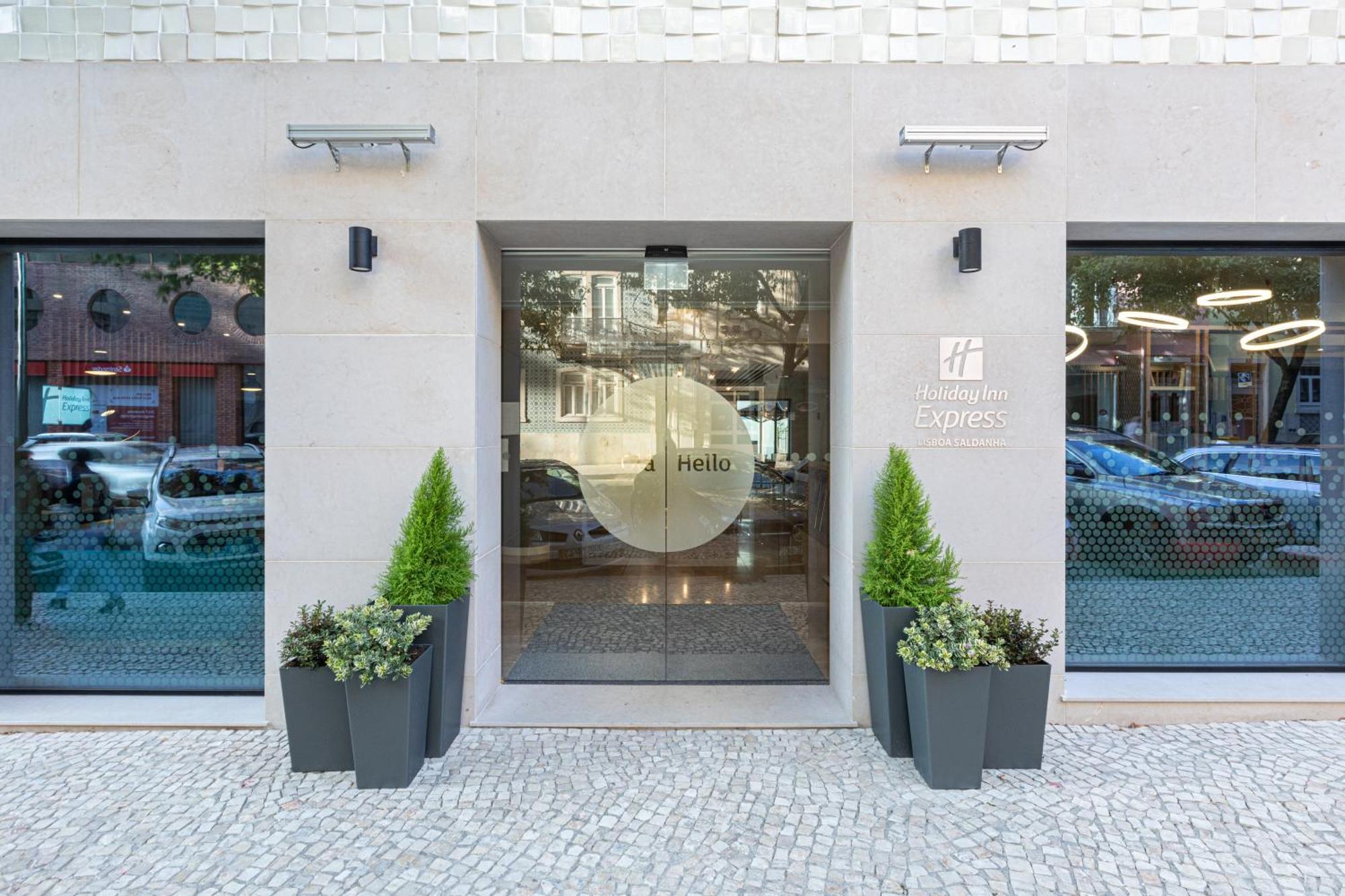 Express - - Plaza Saldanha By Ihg Hotel